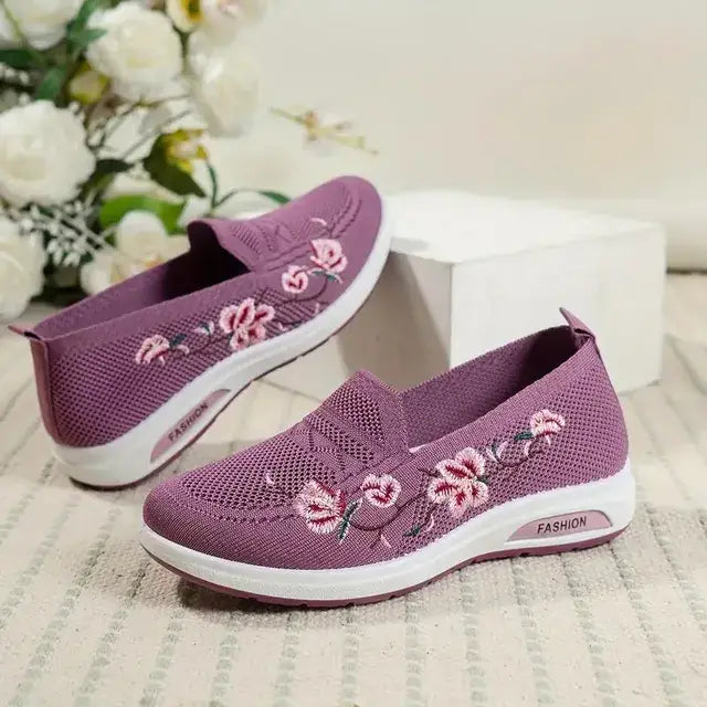 Women’s Breathable Embroidered Shoes – Soft, Comfortable & Fashionable Casual Flats