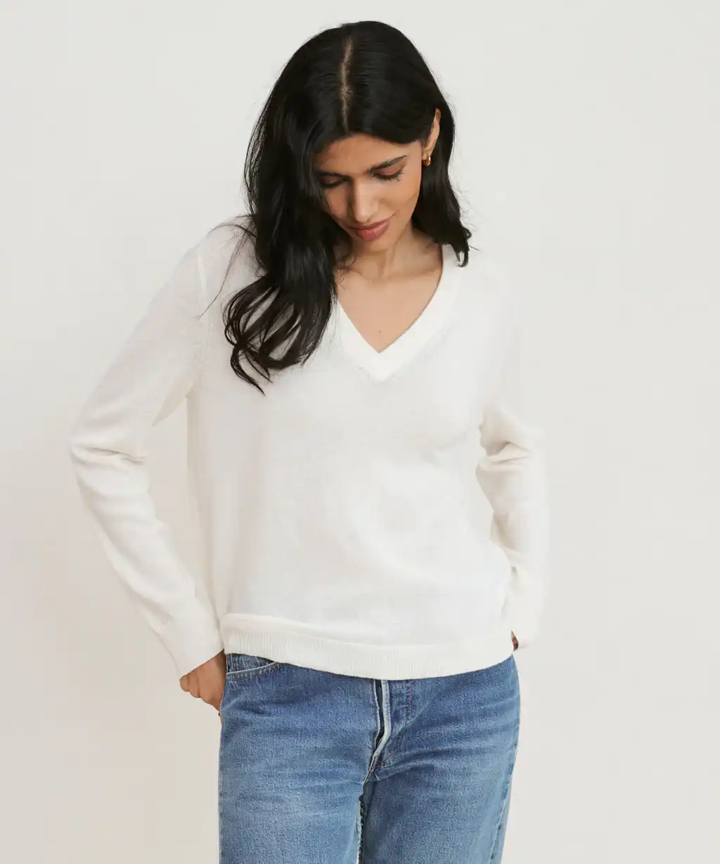 Flynn Women’s Cashmere-Feel Sweater – Soft Knit Pullove