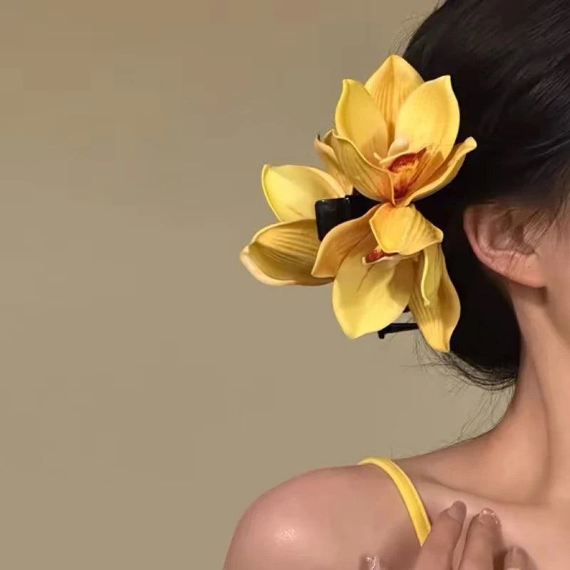 Simulated Flower Hairpin For Women Girls Seaside Holiday Hair Claw Temperament Shark Clip Exquisite Hair Accessories Gifts