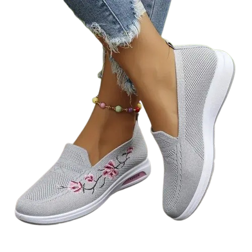Women’s Breathable Embroidered Shoes – Soft, Comfortable & Fashionable Casual Flats