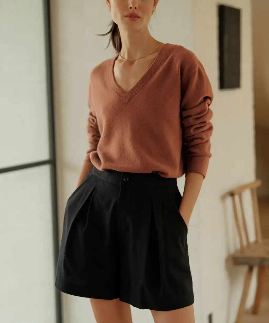 Flynn Women’s Cashmere-Feel Sweater – Soft Knit Pullove