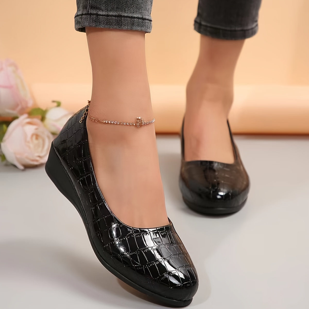 Women’s Orthopedic Leather Shoes – Lightweight, Breathable, Anti-Slip Comfort Walking Footwear